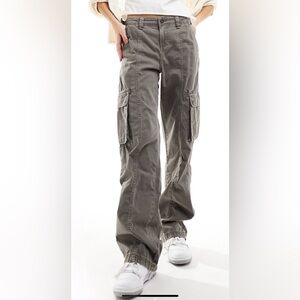 Bershka Multipocket Cargo Pants in Gray